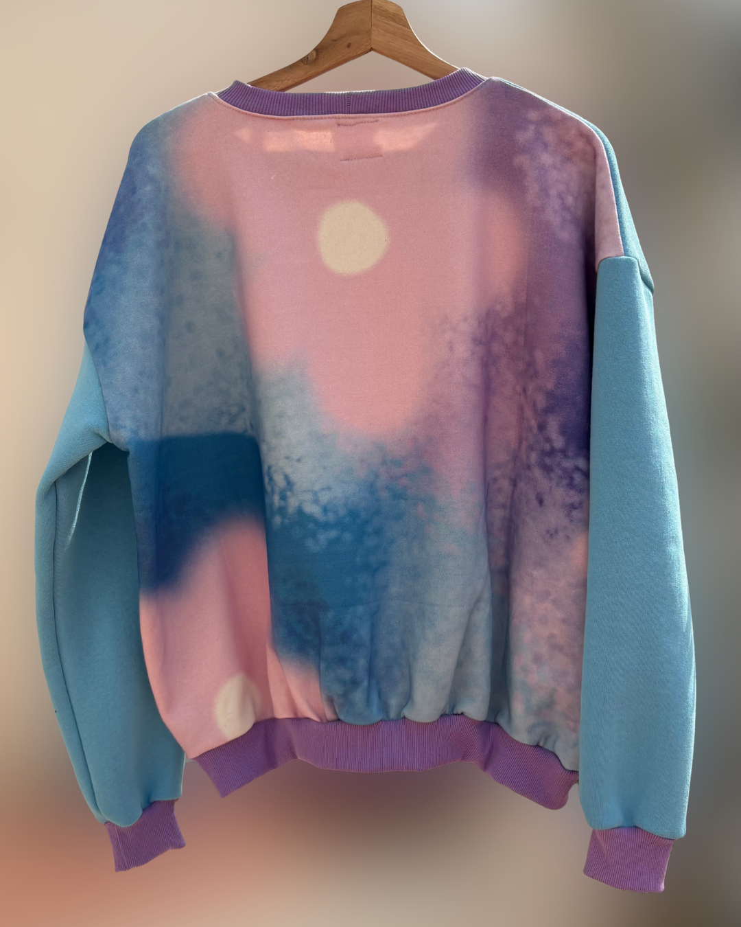 Buzo Flores Nubes - Edición Limitada 🌸☁️